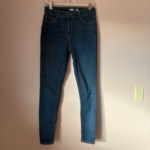💙Old Navy 8L Rockstar Skinny Jeans